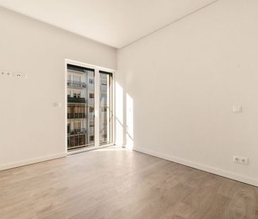 2 Bedroom Apartment with garden, Carcavelos, Cascais - Photo 3