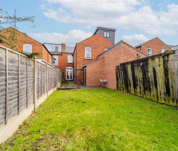 5 bedroom house to rent - Photo 2