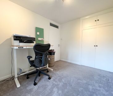 2 bed flat to rent in Broadlands Court, Wokingham Road, Bracknell, ... - Photo 4