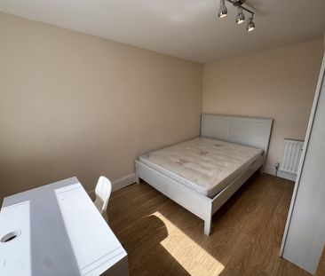 Stanley Street, The Groves - P2140 - Photo 5