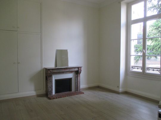 Location Appartement 5 Pièces 124 m² - Photo 1