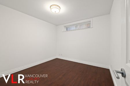 2810 East 15th Avenue - Photo 3