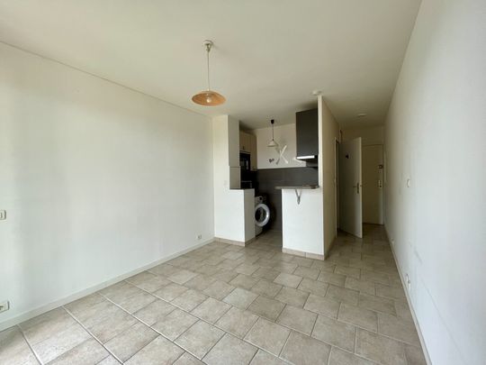 Location Appartement 1 pièce 19m² NICE 06100 - Photo 1