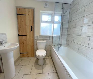 2 bedroom terraced house to rent - Photo 6