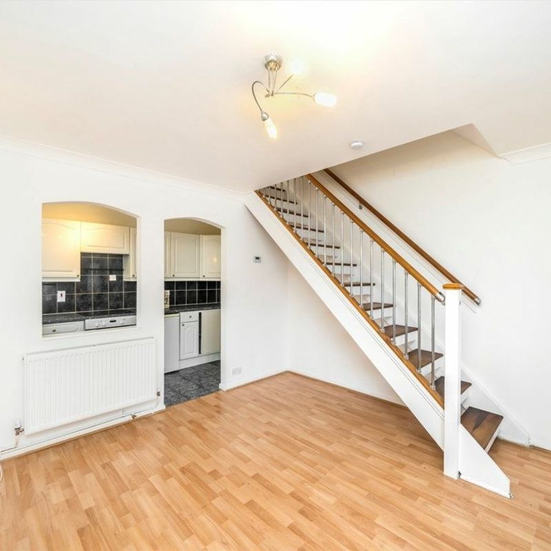 Joshua Street, E14, London - Photo 1