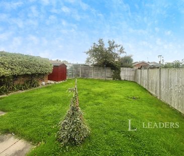 2 bedroom bungalow to rent Amberley Crescent, Boston - Photo 2