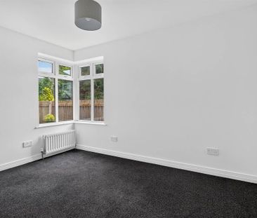 2B Lyme Grove Mews, Dunmurry, Belfast, BT17 9BU - Photo 5