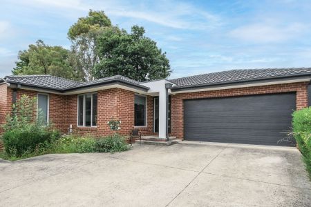 12A Belmont Road West, 3136, Croydon South Vic - Photo 2