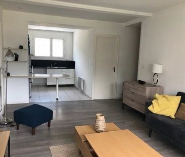 Location Appartement 3 pièces 55m² ST EGREVE 38120 - Photo 3