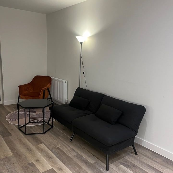 1 Bed Flat, Belvoir Square, W12 - Photo 1