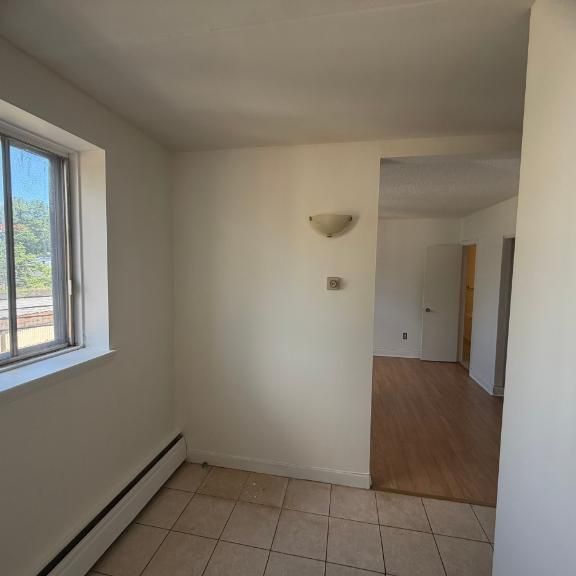 1 CH - 1 SDB - Québec - $899 /mo - Photo 1