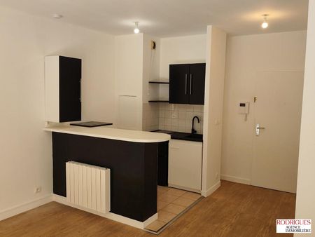 Location Appartement 2 pièces 37m² POITIERS 86000 - Photo 4