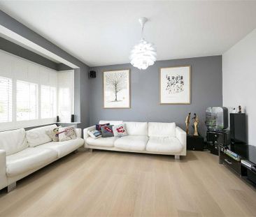 4 bedroom terraced house to rent - Photo 1