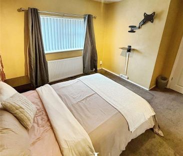 2 bedroom semi-detached house to rent - Photo 5