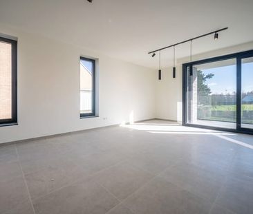 Appartement te huur - Photo 1