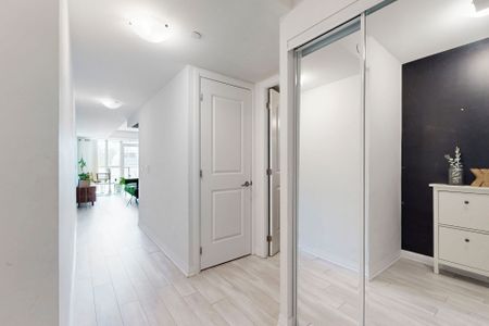 For Lease - 1630 Queen Street Unit# 202, Toronto, Ontario - Photo 4