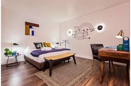 Avinguda del Paral.lel, Barcelona, Catalonia 08004 - Photo 5