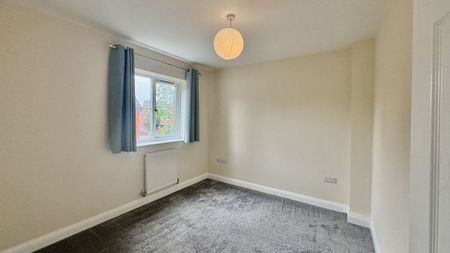 Poplars Grove, Lincoln - Photo 2