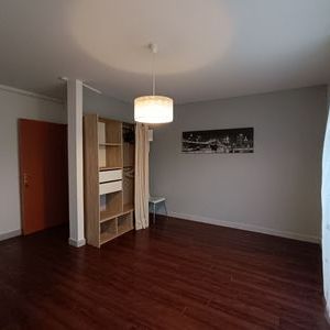 À louer / Appartement F1 / BESANCON BOULOIE - PALAIS DES SPORTS 1 A rue Galilée - Photo 2