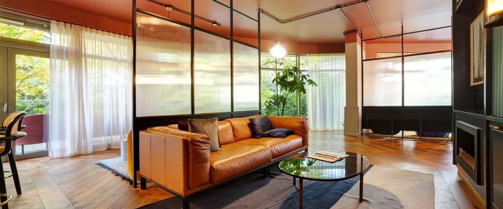 Ruhige 2 Zimmer Wohnung ca. 41m², EBK, Fußbodenheizung und Balkon mit Gartenblick in Berlin-Mitte! - Foto 1