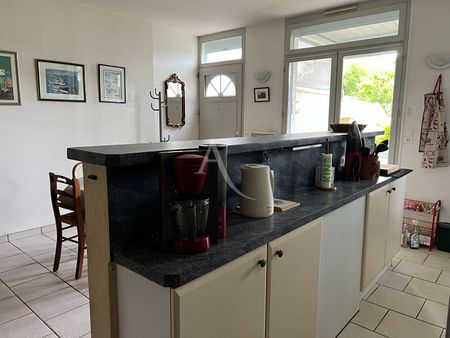 Location maison 3 pièces, 60.00m², Saintes - Photo 5