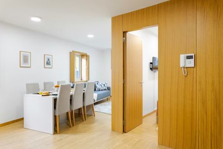 Rua de Aníbal Cunha, Porto, Braga 4050-046 - Photo 2