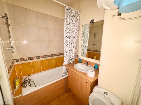 Location Appartement 1 pièce 22m² - Photo 4