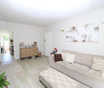 2 bedroom bungalow to rent - Photo 3
