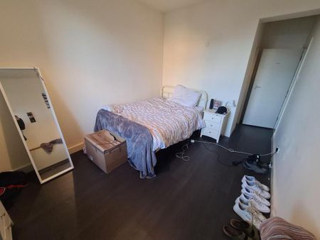 2 bedroom private hall to rent - Photo 4