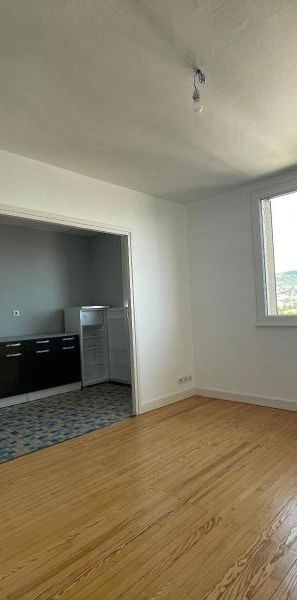 Location Appartement 2 pièces 40m² CLERMONT FERRAND 63000 - Photo 1