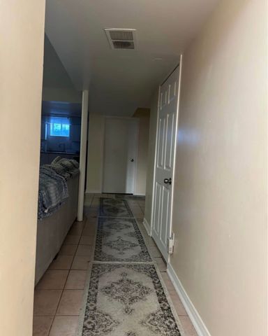 For Lease - 3311 Pilcom Crescent, Mississauga, Ontario - Photo 3