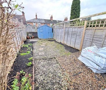 2 bedroom terraced house to rent - Photo 1