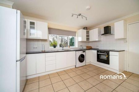 Yorktown Road, Sandhurst, Berkshire, GU47 - Photo 2