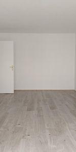 Location Appartement 2 pièces 50m² LA MADELEINE 59110 - Photo 3