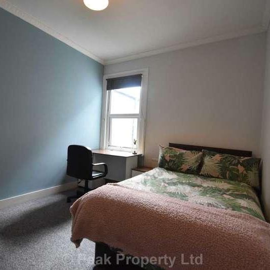 Deposit Only ?! Room Student House Share -, North Avenue, Southend On Sea, SS2 - Photo 1