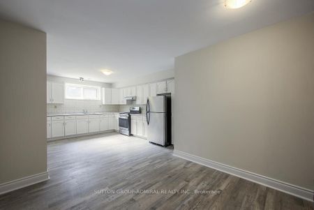 For Lease - 7887 Dufferin Street Unit# (Back), Vaughan, Ontario - Photo 3
