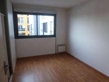 Location Appartement 2 pièces 51m² - Photo 3