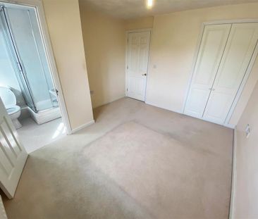 2 bedroom terraced house to rent - Photo 6