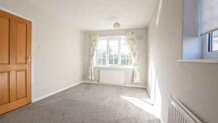 2 bedroom bungalow to rent - Photo 3