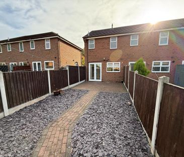 2 bedroom townhouse to rent - Photo 1