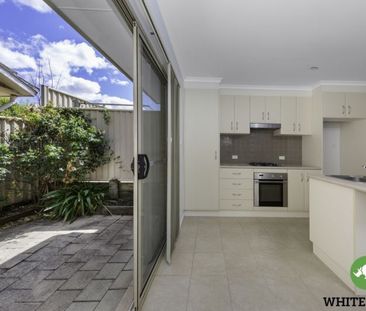2/8-10 Erin Street, Queanbeyan - Photo 4