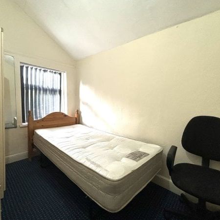 4 bedroom house to rent - Photo 1