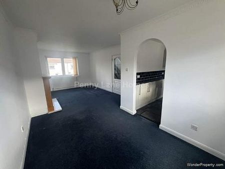 3 bedroom property to rent in Johnstone - Photo 2