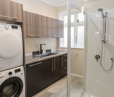 Spacious 4-Bedroom Home in the Heart of Dunedin – City Living at It... - Photo 1