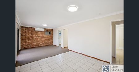 Freshly Refurbished 3-Bedroom Home – Move-In Ready! - Photo 3