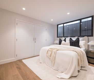 11 Plowman Street, North Bondi NSW 2026 - House For Rent | Domain - Photo 3