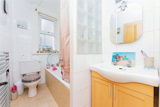 Ampthill Road, Liverpool, L17 - Photo 1