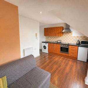 1 bedroom flat to rent - Photo 2