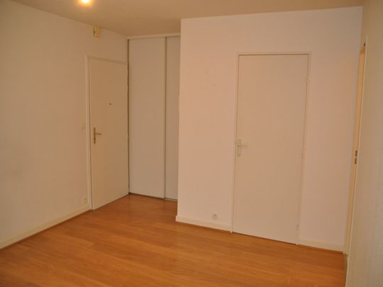 Location Appartement 2 pièces 33m² - Photo 1