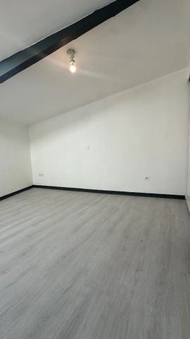 Location Appartement 3 pièces 60m² - Photo 2